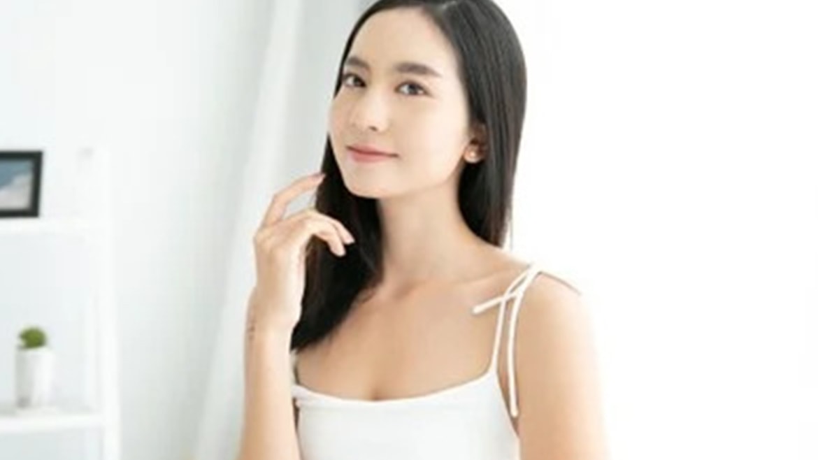 เซรั่ม ไฮยาลูรอนิค ช่วยให้ผิวสวยเด้งอิ่มน้ำทันทีที่ใช้